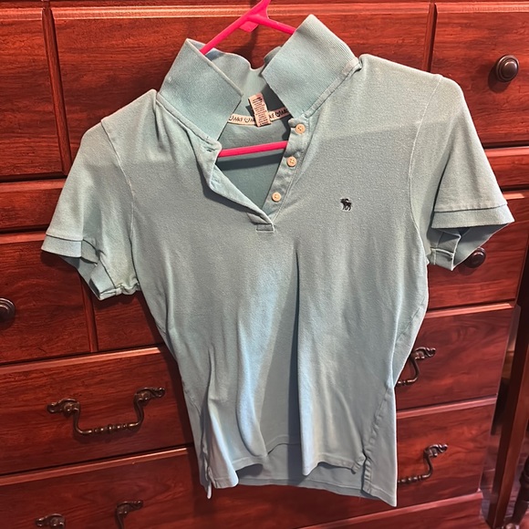 Abercrombie & Fitch Tops - A&F polo 🌀